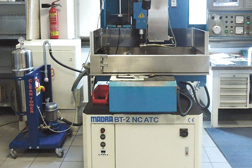 Filtertechnik_Erodiertechnik_Nebenstromanlage Diedron F2, Aufnahme bei Filtration Erodiermaschine
